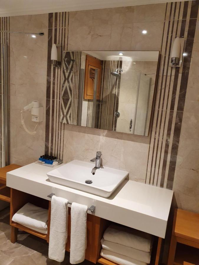 Esila Termal Hotel & Spa Экстерьер фото